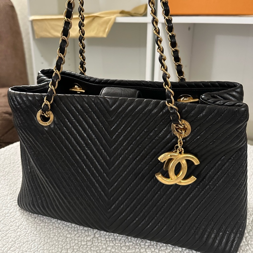 Chanel Medallion Charm Tote Chevron Lambskin Black